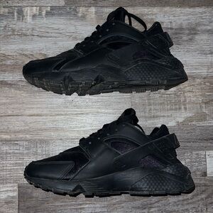 SOLD-Nike Air Huarache Sneakers